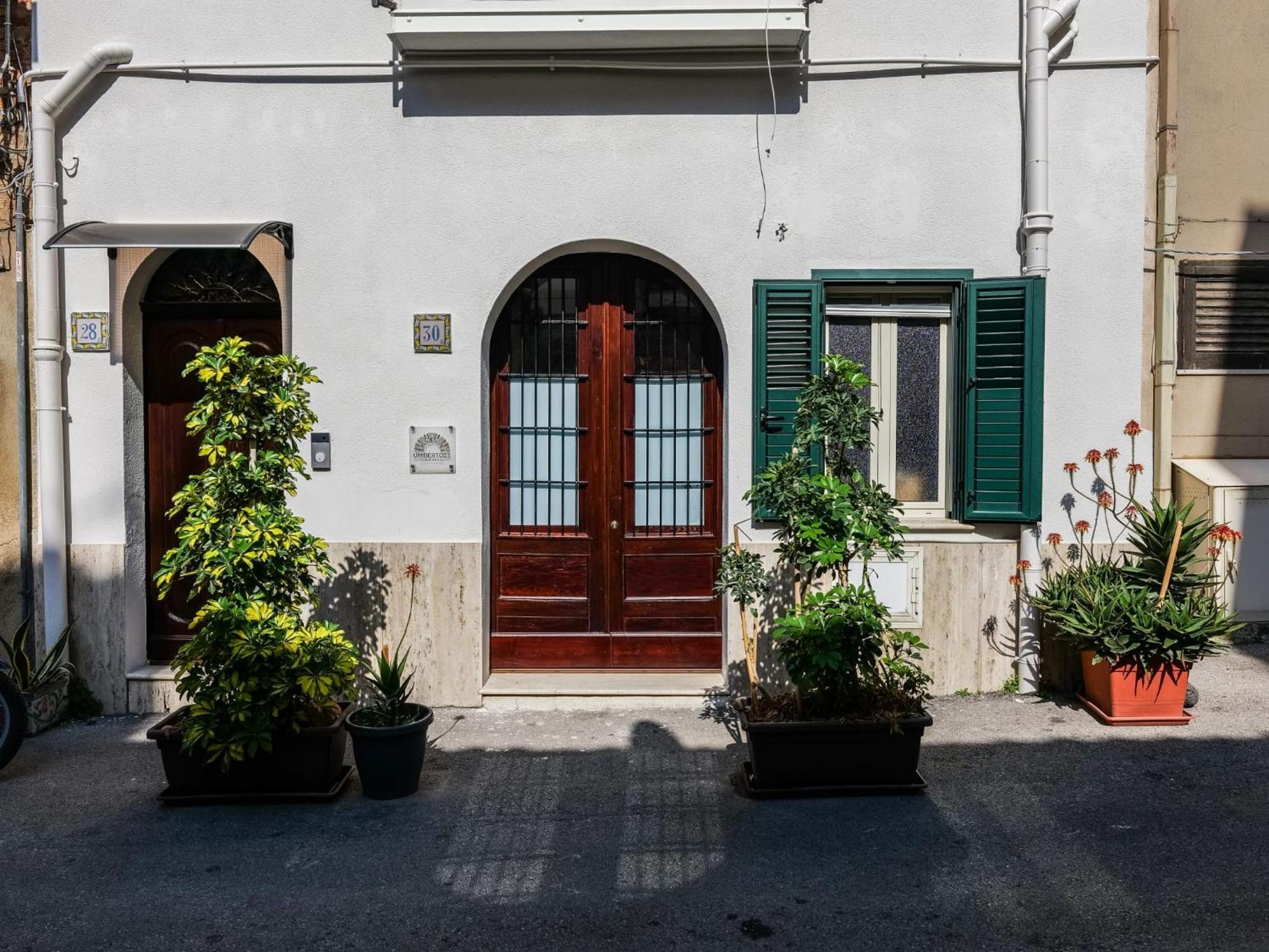 サント・ステーファノ・ディ・カマストラ Umberto 25 Bed & Breakfast エクステリア 写真